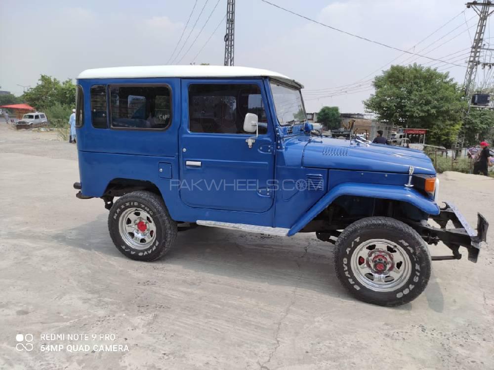 Toyota Land Cruiser 1983 for Sale in Islamabad Image-1
