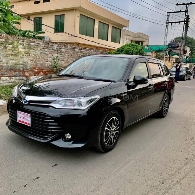 Toyota Corolla Fielder 2016 for Sale in Lahore Toyota Corolla Fielder 2016 for Sale in Lahore Image-4