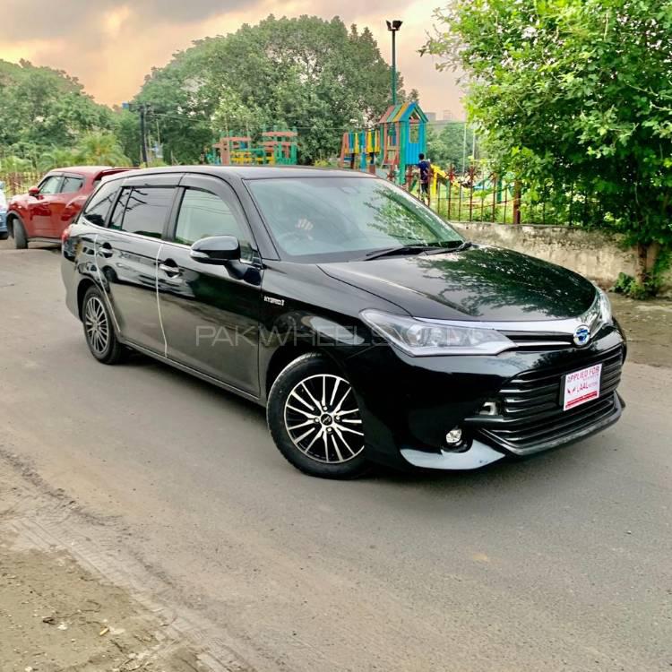 Toyota Corolla Fielder 2016 for Sale in Lahore Toyota Corolla Fielder 2016 for Sale in Lahore Image-3