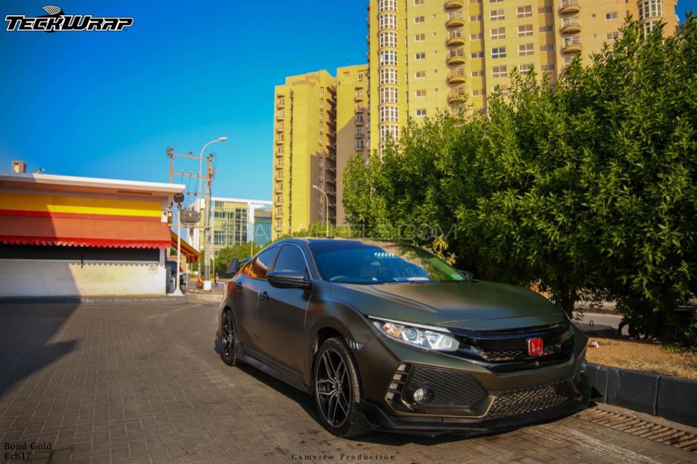 Honda Civic - 2016  Honda Civic - 2016  Image-6