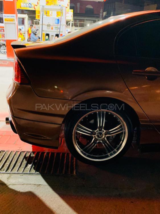 Honda Civic - 2012  Honda Civic - 2012  Image-9