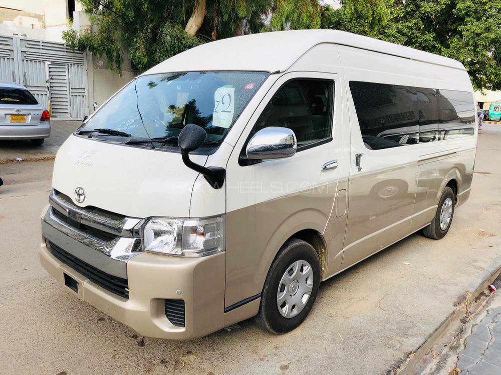 Toyota Hiace 2018 for Sale in Karachi Toyota Hiace 2018 for Sale in Karachi Image-2