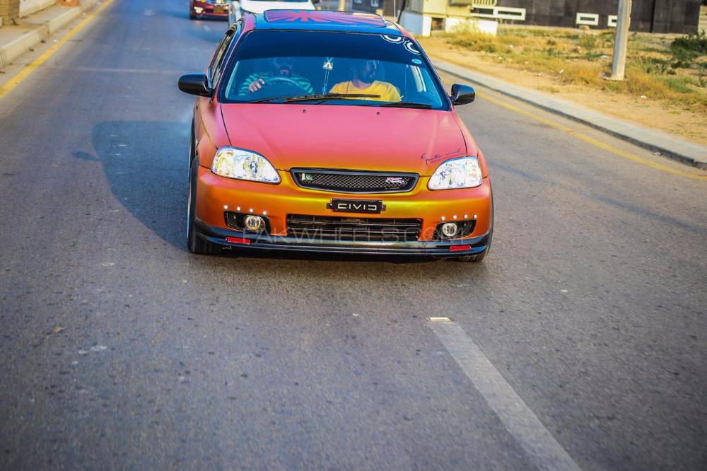 Honda Civic - 2000  Honda Civic - 2000  Image-2