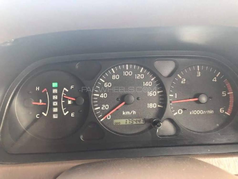 ٹویوٹا پراڈو 2001 for Sale in ڈیرہ غازی خان ٹویوٹا پراڈو 2001 for Sale in ڈیرہ غازی خان Image-5