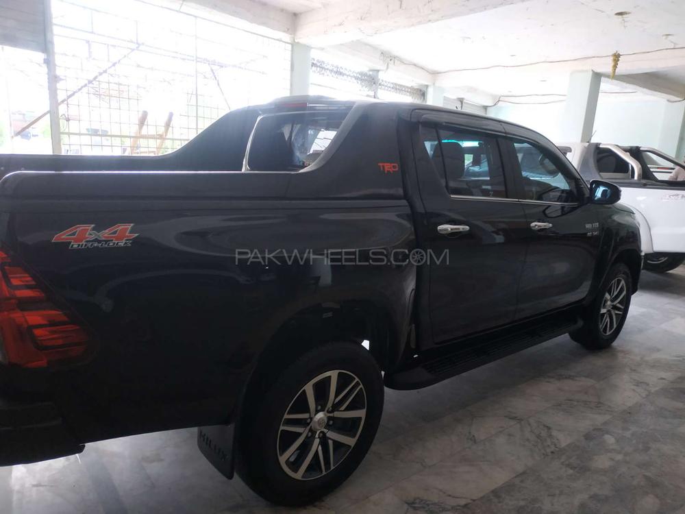 Toyota Hilux 2020 for Sale in Peshawar Toyota Hilux 2020 for Sale in Peshawar Image-2