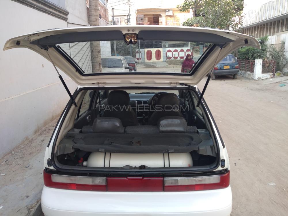 Suzuki Cultus - 2009  Suzuki Cultus - 2009  Image-11