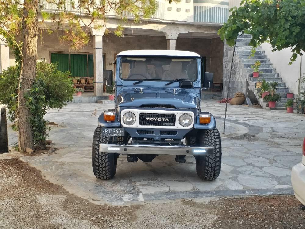 Toyota Land Cruiser 1984 for Sale in Bat khela Image-1