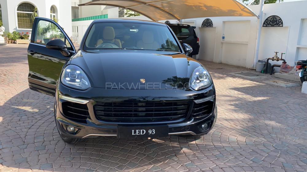 Porsche Cayenne 2015 for Sale in Lahore Image-1