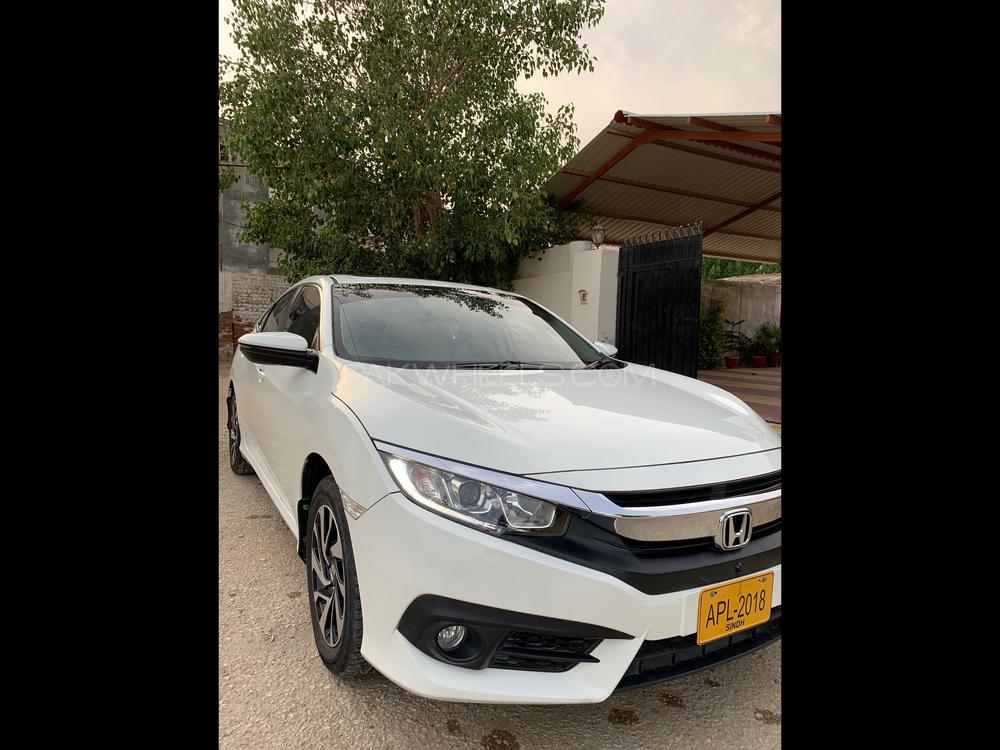 Honda Civic 2018 for Sale in Hyderabad Honda Civic 2018 for Sale in Hyderabad Image-3