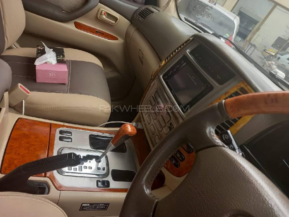 Toyota Land Cruiser 2003 for Sale in Gujranwala Toyota Land Cruiser 2003 for Sale in Gujranwala Image-10