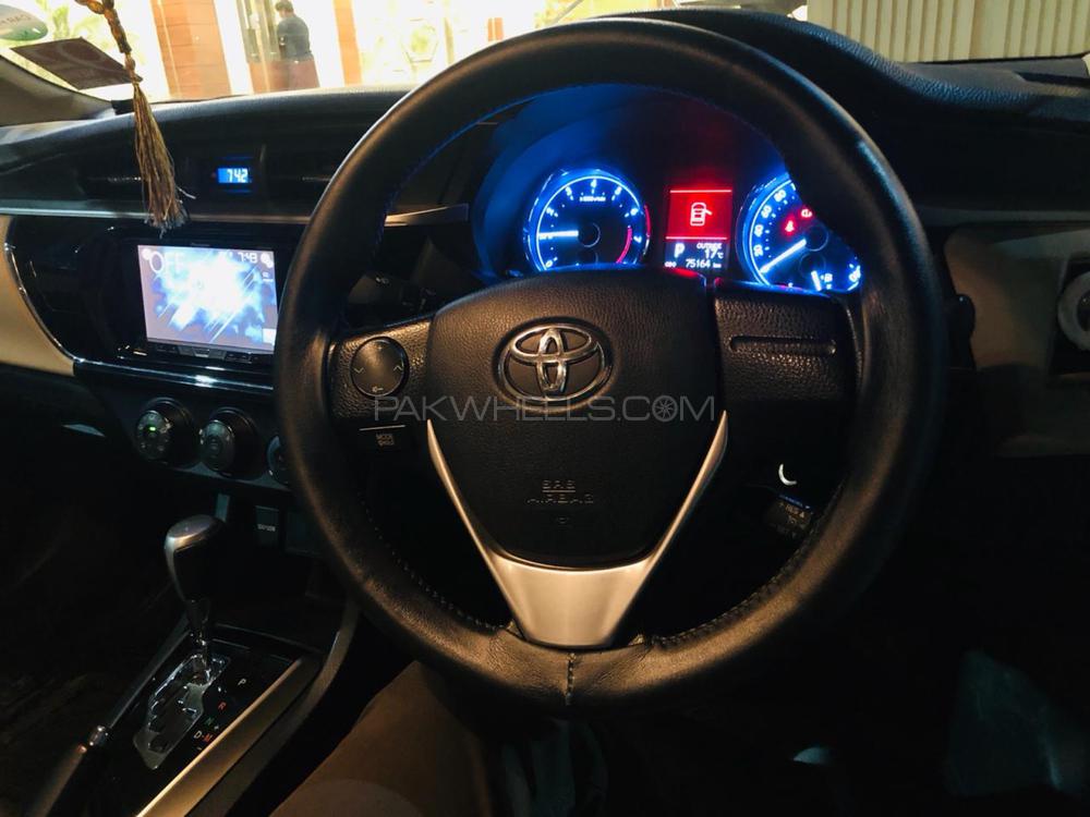 Toyota Corolla 2014 for Sale in Lahore Image-1