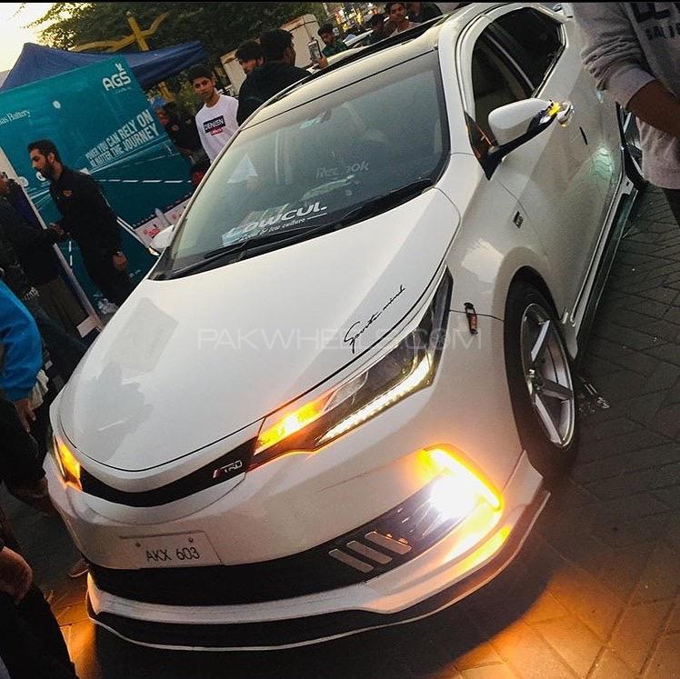 Toyota Corolla - 2018  Toyota Corolla - 2018  Image-2
