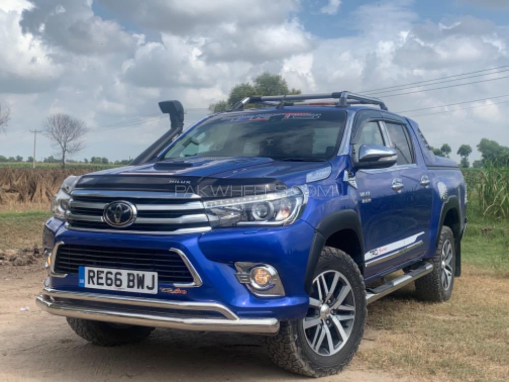 Toyota Hilux 2017 for Sale in Chichawatni Image-1