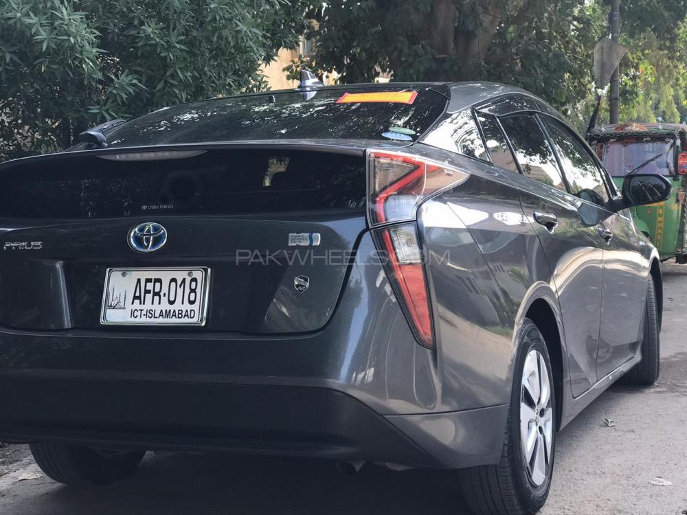 Toyota Prius - 2020  Toyota Prius - 2020  Image-9