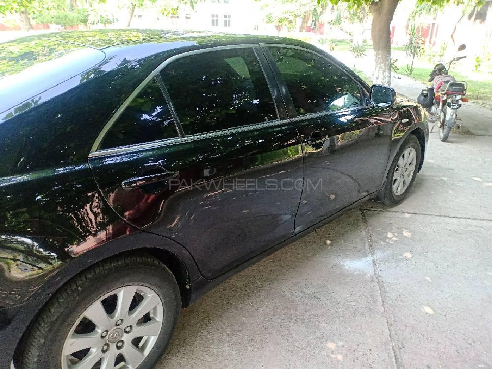 Toyota Camry 2007 for Sale in Peshawar Image-1