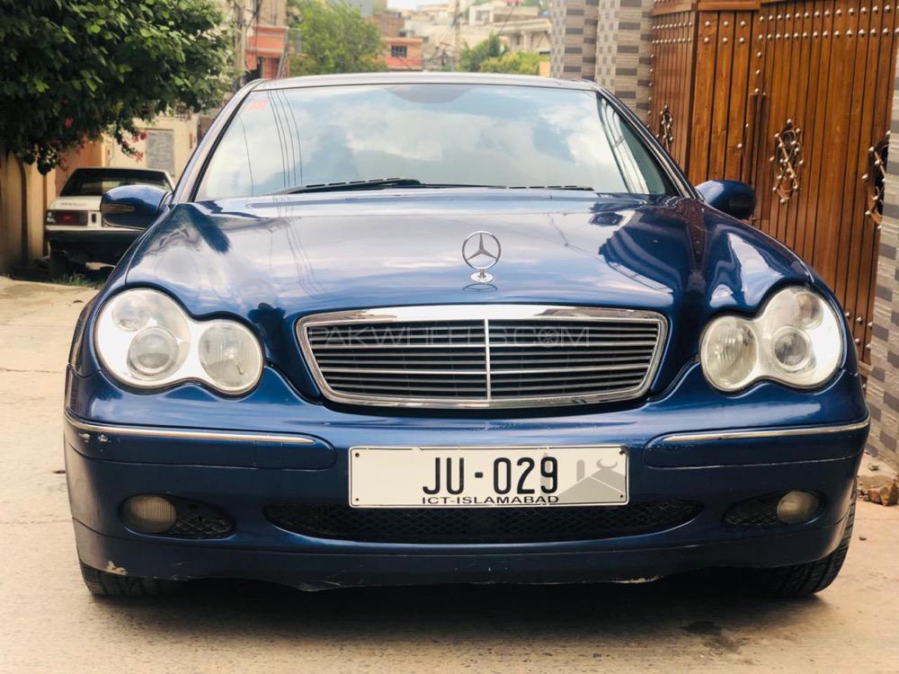 Mercedes Benz C Class - 2003  Mercedes Benz C Class - 2003  Image-2
