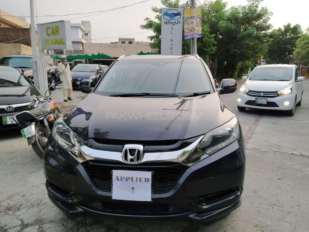 Honda Vezel 2016 for Sale in Lahore Image-1