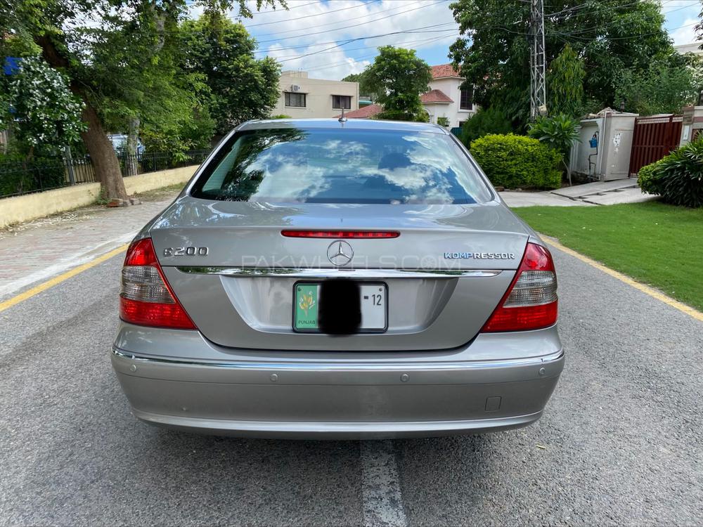 Mercedes Benz E Class 2007 for Sale in Lahore Mercedes Benz E Class 2007 for Sale in Lahore Image-8