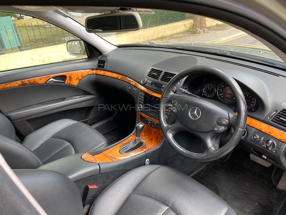 Mercedes Benz E Class 2007 for Sale in Lahore Mercedes Benz E Class 2007 for Sale in Lahore Image-9