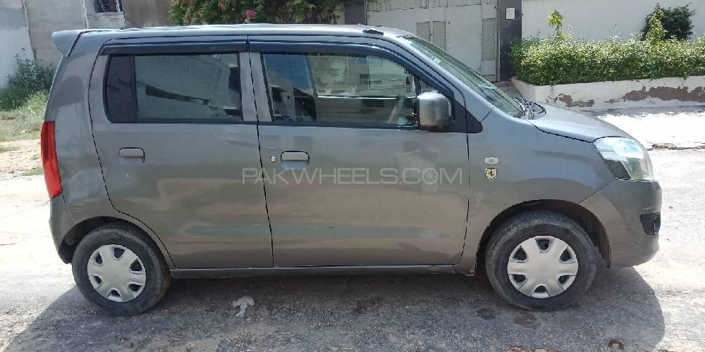 Suzuki Wagon R 2015 for Sale in Karachi Suzuki Wagon R 2015 for Sale in Karachi Image-10