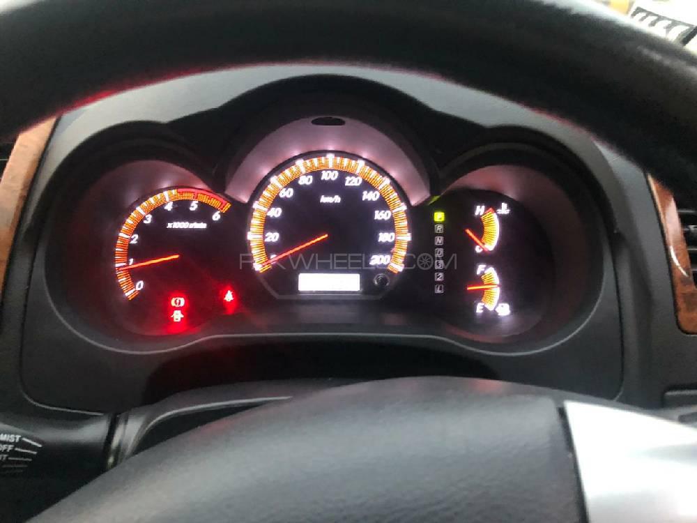 Toyota Hilux 2013 for Sale in Lahore Toyota Hilux 2013 for Sale in Lahore Image-8