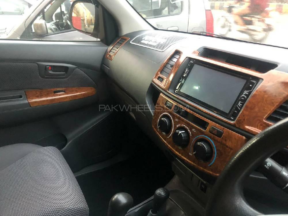 Toyota Hilux 2013 for Sale in Lahore Toyota Hilux 2013 for Sale in Lahore Image-6