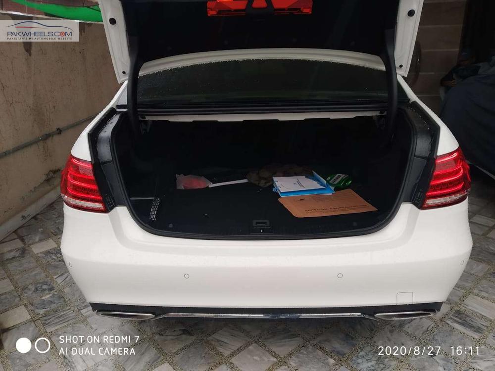 Mercedes Benz E Class 2015 for Sale in Lahore Mercedes Benz E Class 2015 for Sale in Lahore Image-10