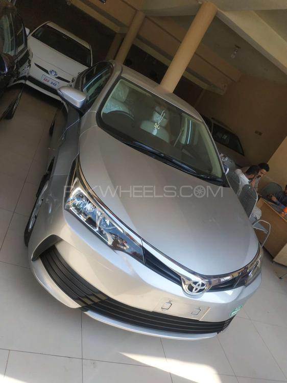 Toyota Corolla 2019 for Sale in Peshawar Image-1