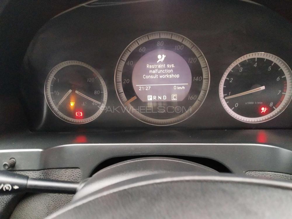 Mercedes Benz C Class 2007 for Sale in Lahore Mercedes Benz C Class 2007 for Sale in Lahore Image-6