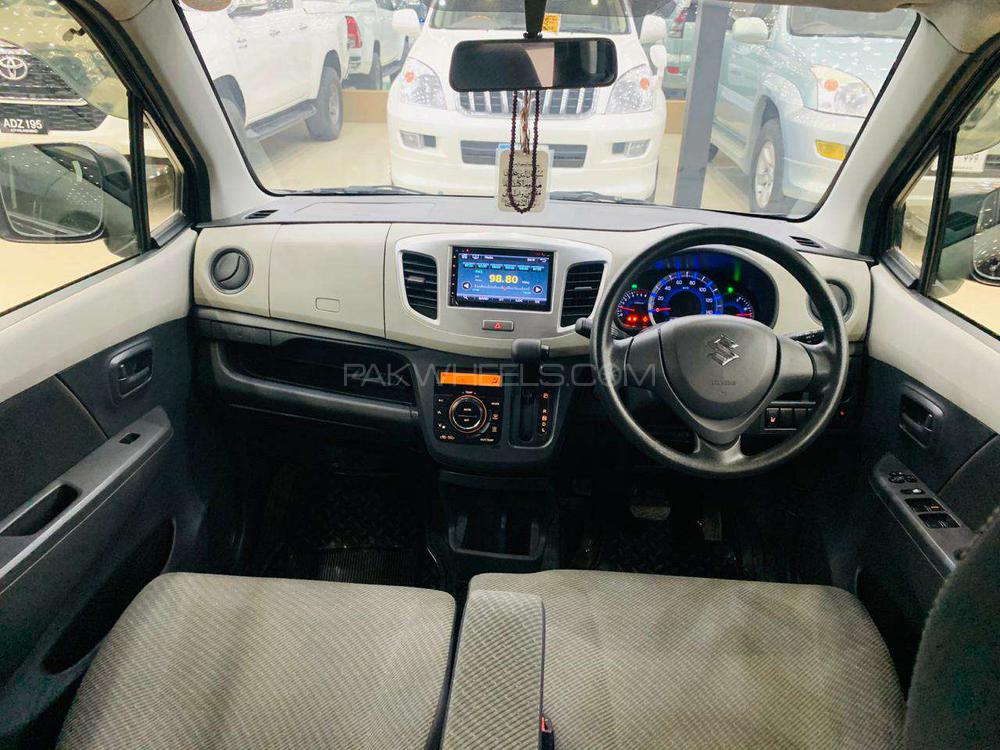 Suzuki Wagon R 2015 for Sale in Rawalpindi Suzuki Wagon R 2015 for Sale in Rawalpindi Image-9