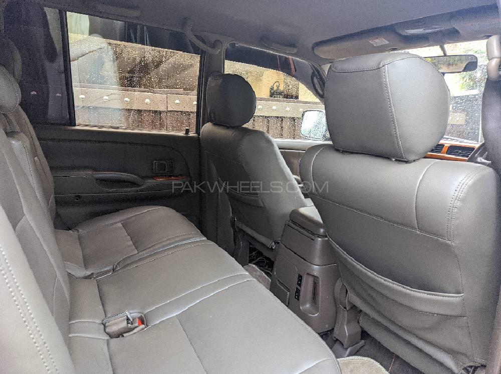 Toyota Prado 2002 for Sale in Lahore Toyota Prado 2002 for Sale in Lahore Image-17