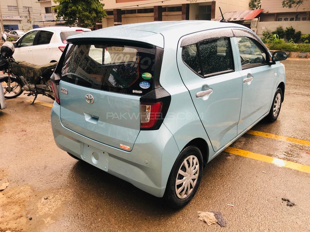 Toyota Pixis Epoch 2017 for Sale in Karachi Toyota Pixis Epoch 2017 for Sale in Karachi Image-5