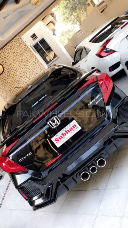 Honda Civic - 2019  Honda Civic - 2019  Image-2