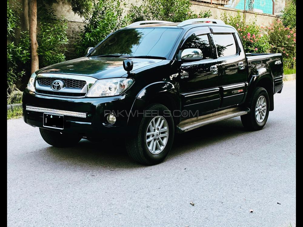 Toyota Hilux 2008 for Sale in Islamabad Image-1