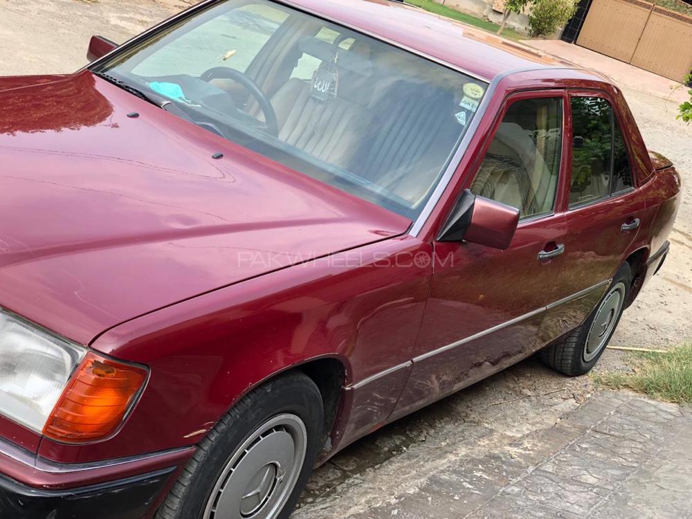 Mercedes Benz 200 D 1993 for Sale in Faisalabad Mercedes Benz 200 D 1993 for Sale in Faisalabad Image-10