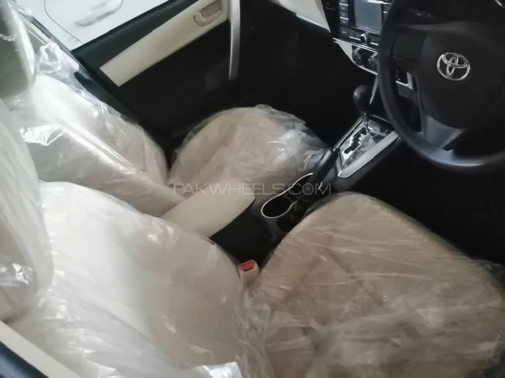 Toyota Corolla 2019 for Sale in Lahore Toyota Corolla 2019 for Sale in Lahore Image-12