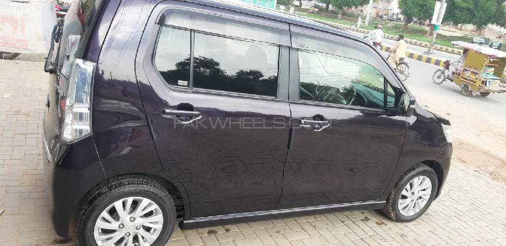 Suzuki Wagon R 2015 for Sale in Sahiwal Suzuki Wagon R 2015 for Sale in Sahiwal Image-3