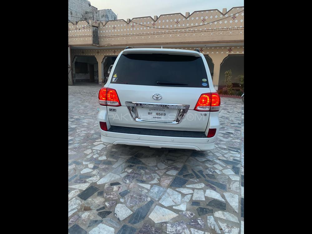 Toyota Land Cruiser 2010 for Sale in Peshawar Toyota Land Cruiser 2010 for Sale in Peshawar Image-9
