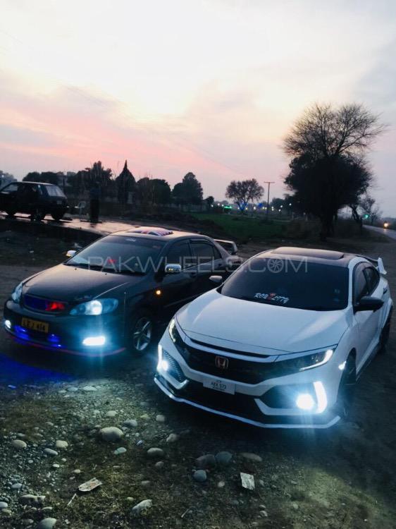 Honda Civic - 2018  Honda Civic - 2018  Image-10