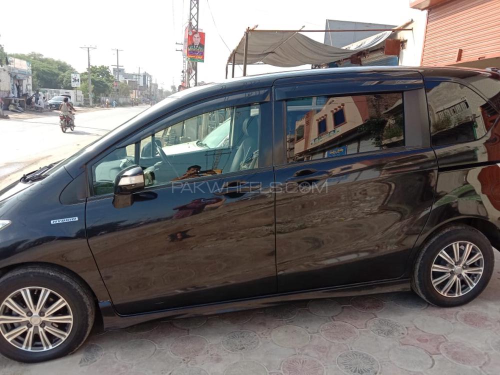 Honda Freed 2015 for Sale in Depal pur Image-1