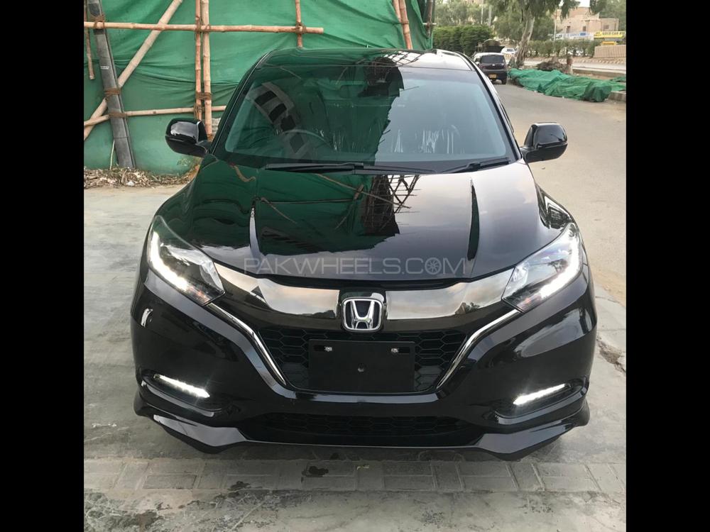 Honda Vezel 2016 for Sale in Karachi Image-1