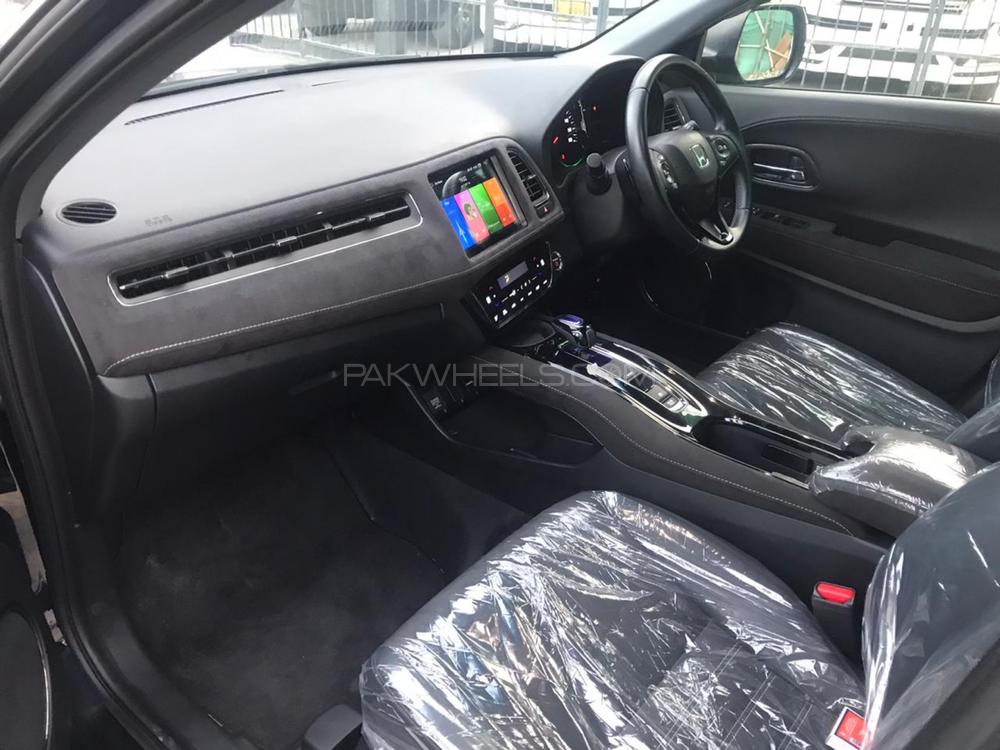 Honda Vezel 2016 for Sale in Karachi Honda Vezel 2016 for Sale in Karachi Image-6