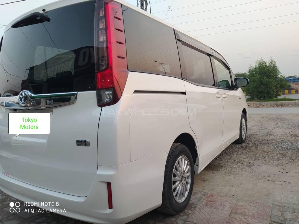 Toyota Noah 2015 for Sale in Peshawar Toyota Noah 2015 for Sale in Peshawar Image-7