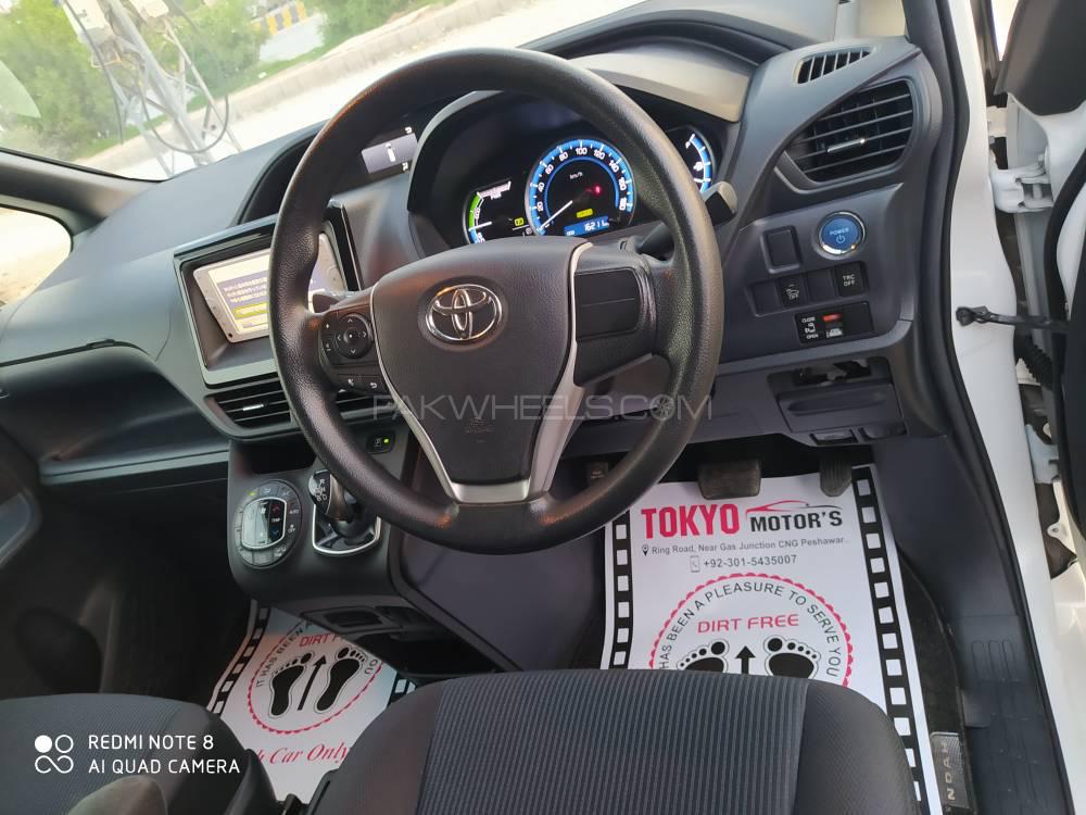 Toyota Noah 2015 for Sale in Peshawar Toyota Noah 2015 for Sale in Peshawar Image-19