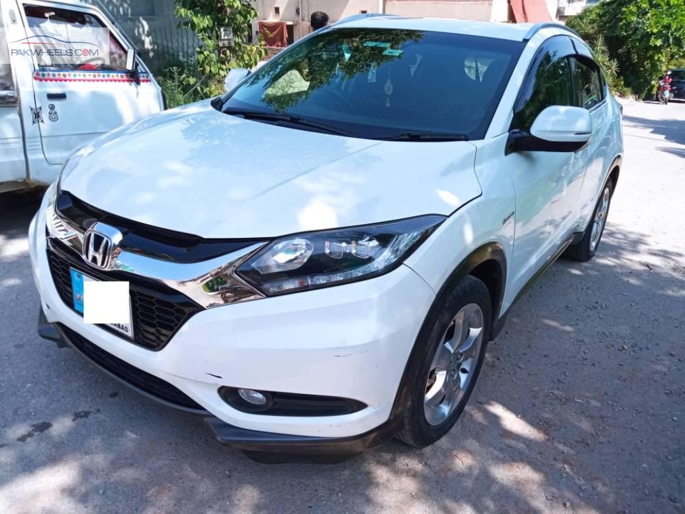 Honda Vezel 2014 for Sale in Islamabad Image-1