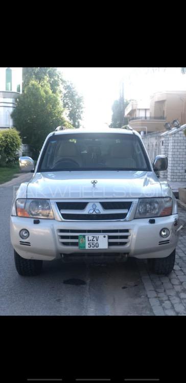 Mitsubishi Pajero 2005 for Sale in Kharian Image-1