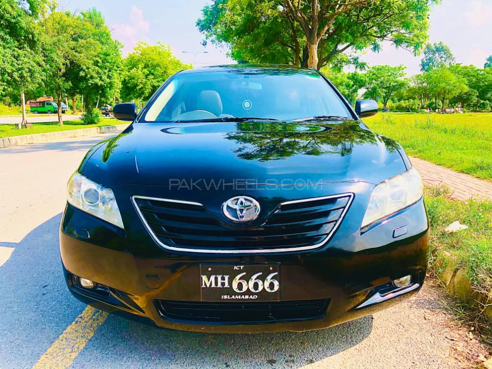 Toyota Camry 2007 for Sale in Islamabad Image-1