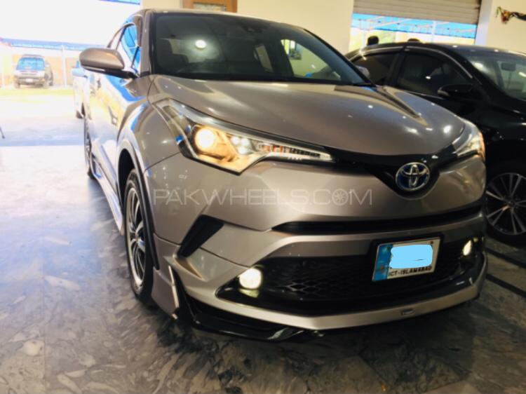 Toyota C-HR 2017 for Sale in Gujrat Image-1