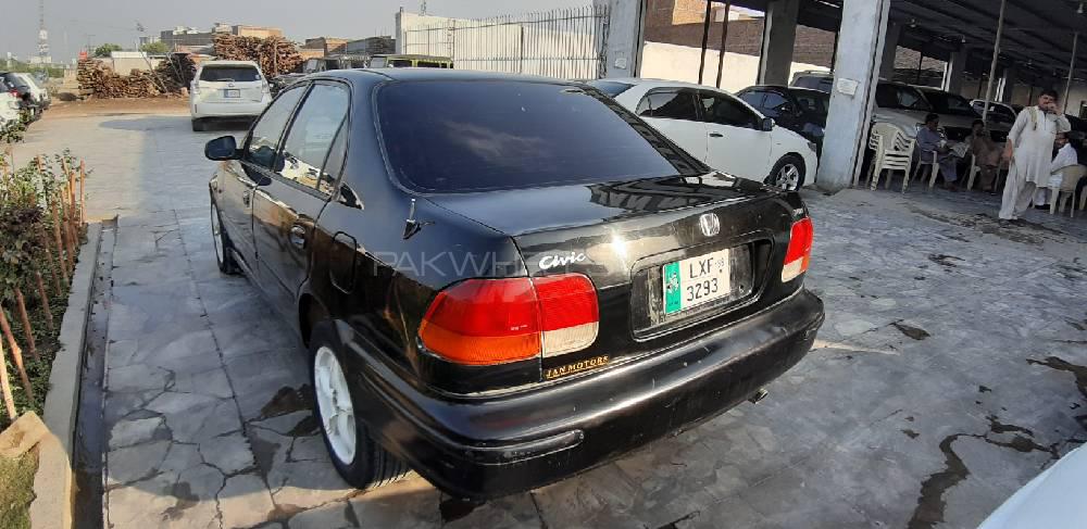 Honda Civic 1998 for Sale in Peshawar Honda Civic 1998 for Sale in Peshawar Image-4