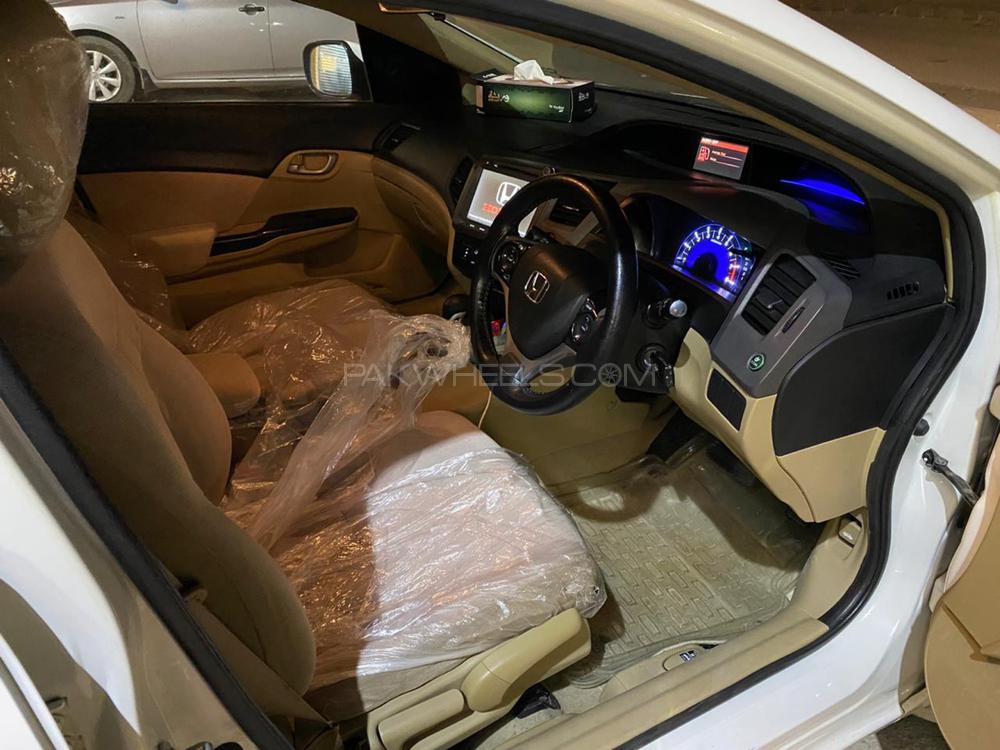 Honda Civic 2013 for Sale in Hyderabad Honda Civic 2013 for Sale in Hyderabad Image-6